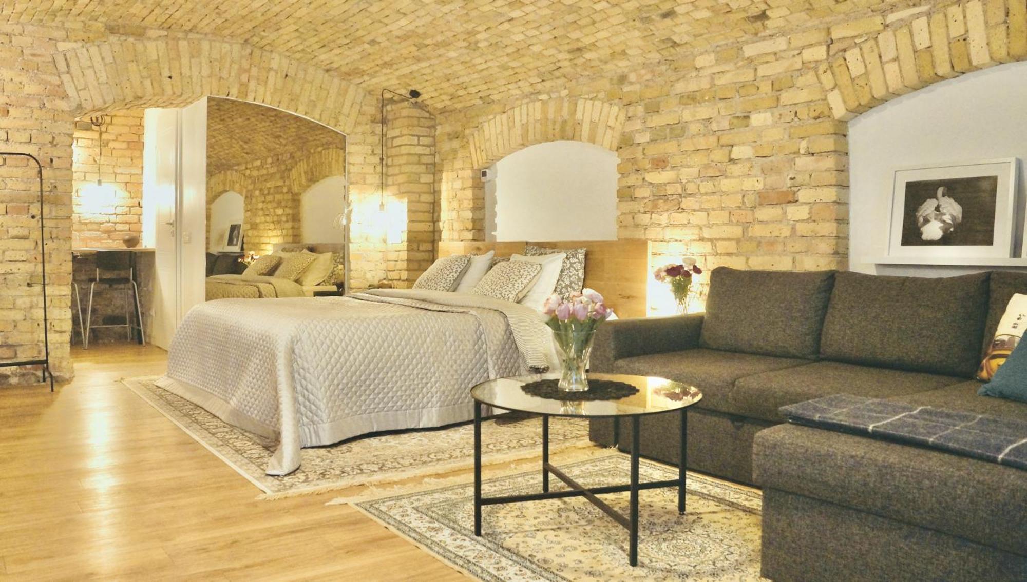 Tomy Old Town Apartments Аеропорт Вільнюс Екстер'єр фото