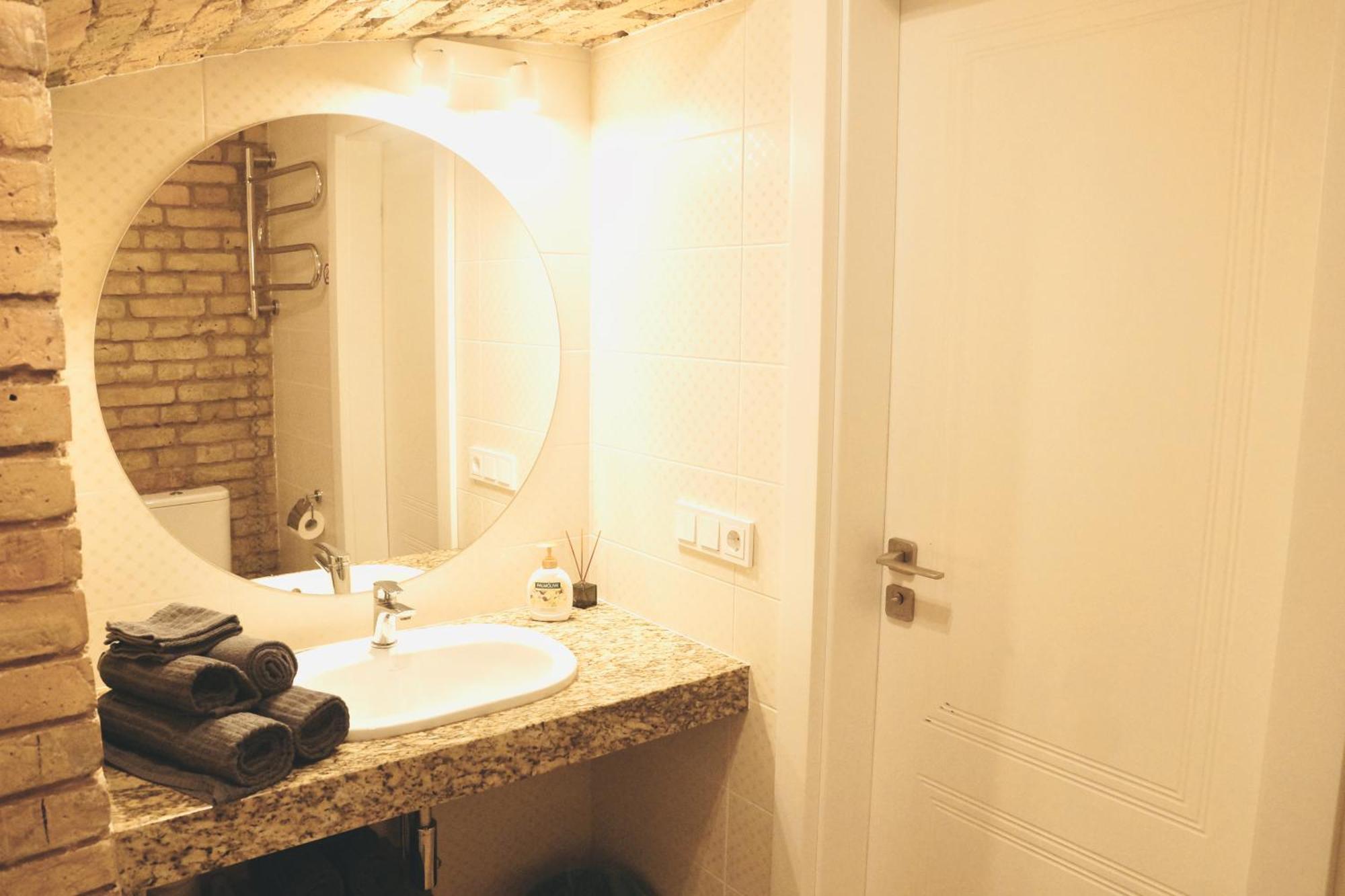 Tomy Old Town Apartments Аеропорт Вільнюс Екстер'єр фото